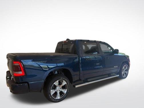 Patriot Blue Pearlcoat 2023 RAM 1500 Laramie
