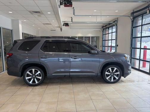 2023 Honda Pilot AWD Elite