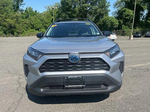 2022 Toyota RAV4 Hybrid LE