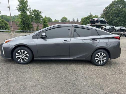2020 Toyota Prius XLE