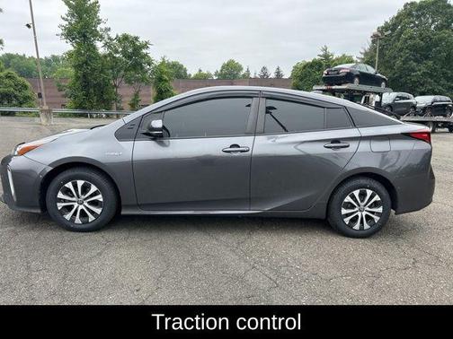 2020 Toyota Prius XLE