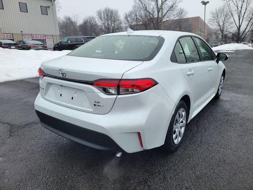 2026 Toyota Corolla Hybrid LE