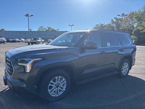 2026 Toyota Sequoia SR5