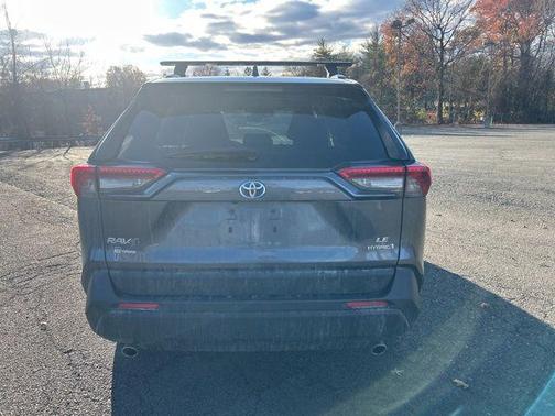 2020 Toyota RAV4 Hybrid LE