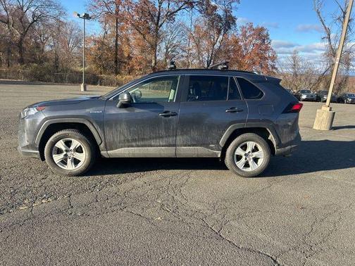 2020 Toyota RAV4 Hybrid LE
