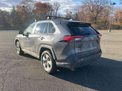 2020 Toyota RAV4 Hybrid LE