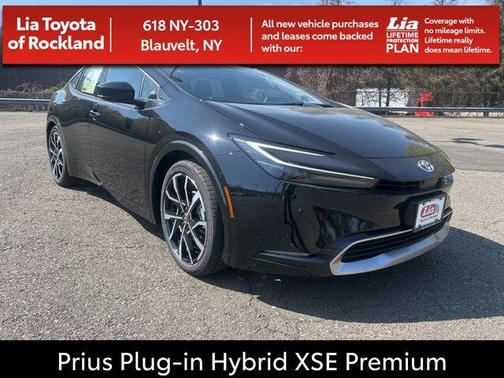 2025 Toyota Prius L