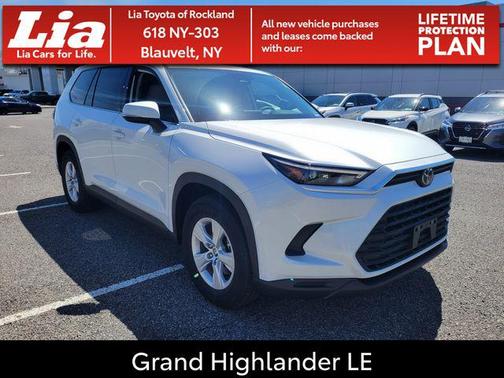 2025 Toyota Highlander LE