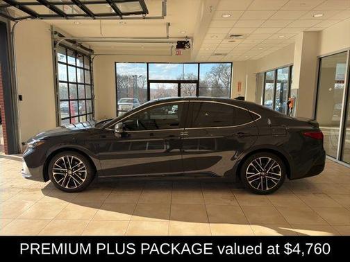 2025 Toyota Camry XLE