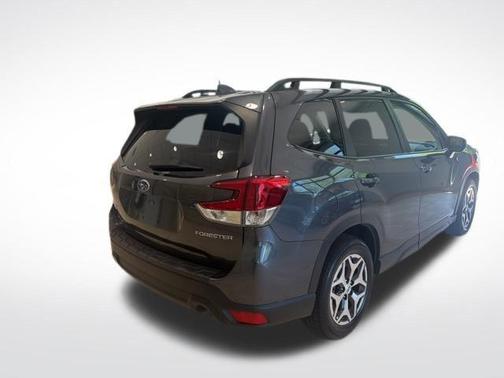 Magnetite Gray Metallic 2023 Subaru Forester Premium