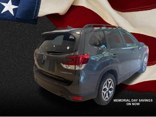 Magnetite Gray Metallic 2023 Subaru Forester Premium