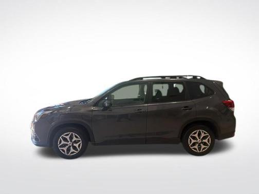 Magnetite Gray Metallic 2023 Subaru Forester Premium