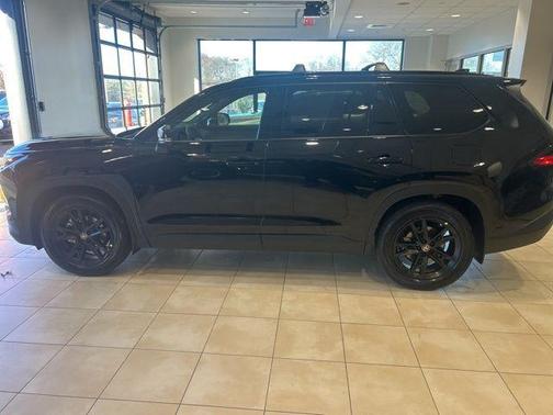 2026 Toyota Highlander Hybrid Base