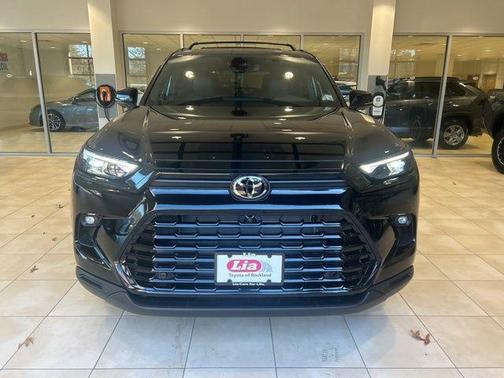 2026 Toyota Highlander Hybrid Base