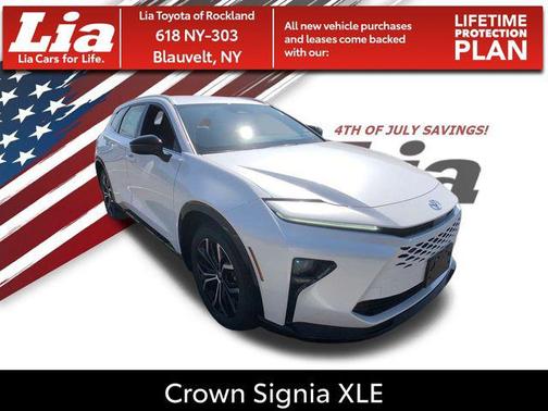 2025 Toyota Crown Signia XLE