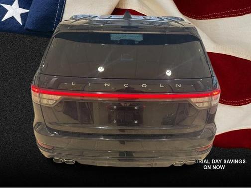 Infinite Black Metallic Clearcoat 2025 Lincoln Aviator Reserve AWD