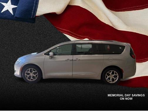 Billet Silver Metallic Clearcoat 2018 Chrysler Pacifica Limited