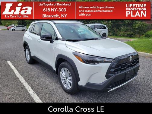 Pearl 2026 Toyota Corolla Cross LE