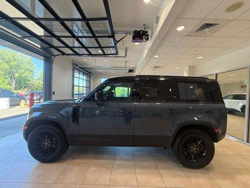 Blue / Gray 2022 Land Rover Defender 110 SE