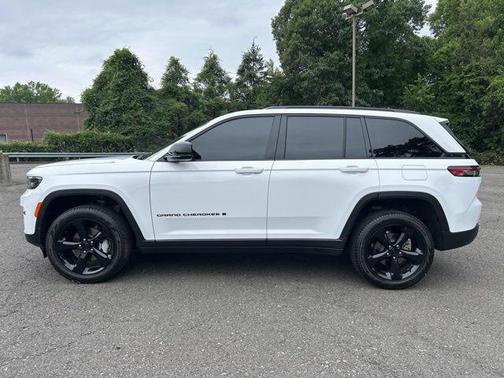 2025 Jeep Grand Cherokee Limited X