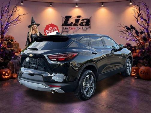 Black 2025 Chevrolet Blazer 2LT