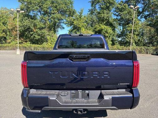 2026 Toyota Tundra Hybrid Platinum