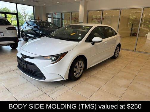 Ice Cap 2023 Toyota Corolla LE