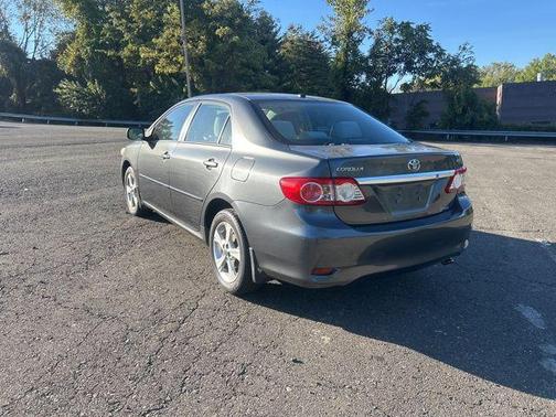 2012 Toyota Corolla LE