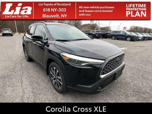 2025 Toyota Corolla Cross XLE