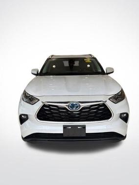 Wind Chill Pearl 2023 Toyota Highlander Hybrid Limited