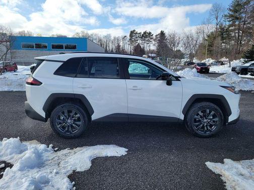 Ice 2026 Toyota RAV4 XLE Premium