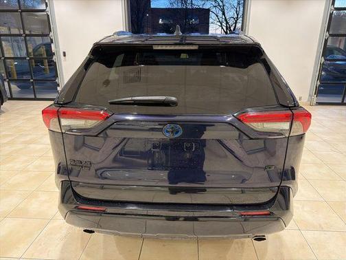 2022 Toyota RAV4 Prime SE