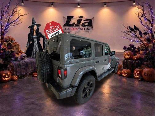 Sting-Gray Clearcoat 2022 Jeep Wrangler Unlimited Sahara