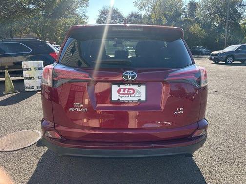 2018 Toyota RAV4 LE