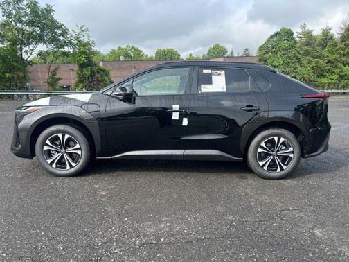 2025 Toyota bZ4X XLE