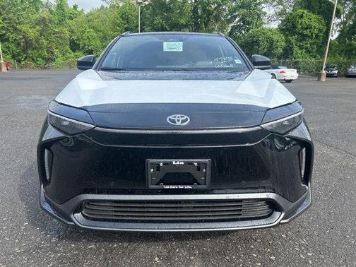 2025 Toyota bZ4X XLE