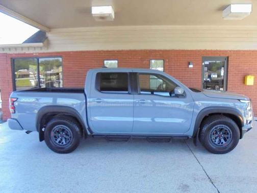 Boulder Gray Pearl 2025 Nissan Frontier PRO-X