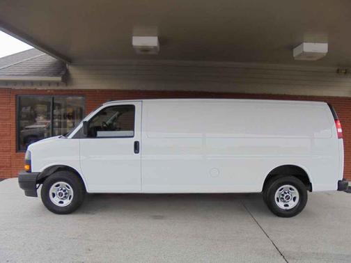 2023 GMC Savana 2500 Work Van