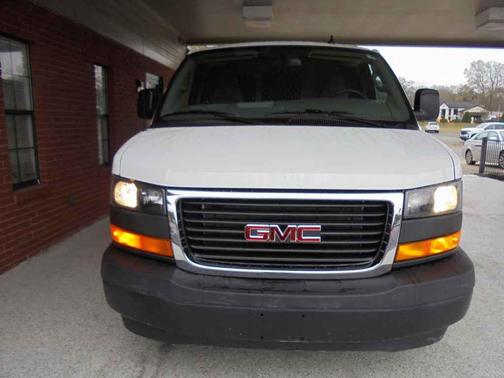 2023 GMC Savana 2500 Work Van