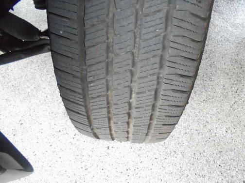 Gun Metallic 2022 Nissan Frontier SV