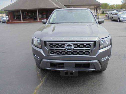 Gun Metallic 2022 Nissan Frontier SV