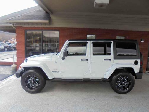 2012 Jeep Wrangler Unlimited Sahara
