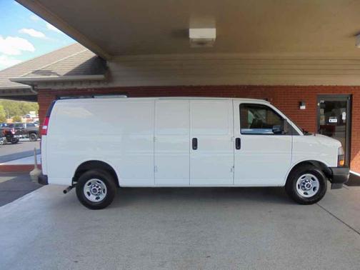 2023 GMC Savana 2500 Work Van