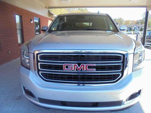 2020 GMC Yukon SLT