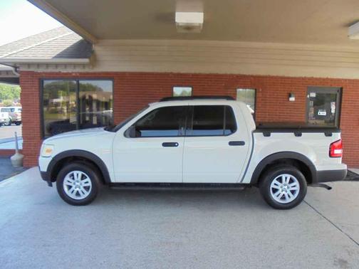 White Suede Clearcoat 2010 Ford Explorer Sport Trac XLT