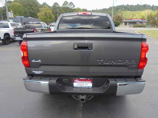 2018 Toyota Tundra SR5