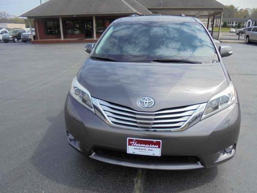 2017 Toyota Sienna Limited Premium