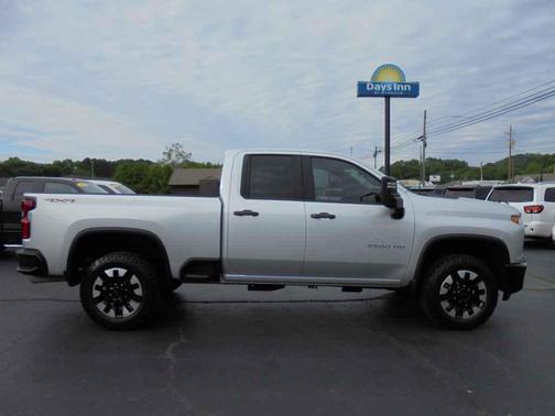 Silver Ice Metallic 2020 Chevrolet Silverado 2500 Custom