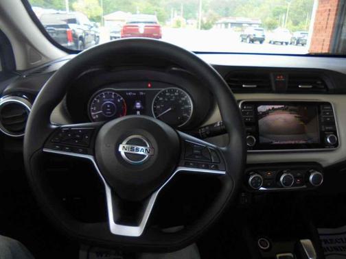 2020 Nissan Versa 1.6 SV