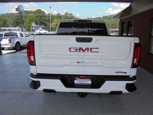 2022 GMC Sierra 1500 AT4